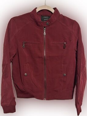 iris Women’s Maroon Zip Front Bomber Jacket
